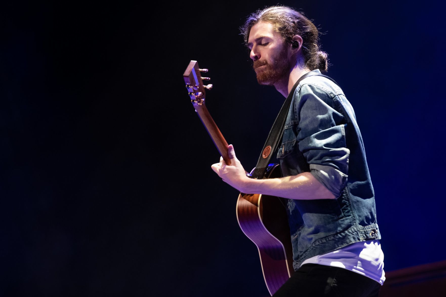 Hozier at Stifel Theatre